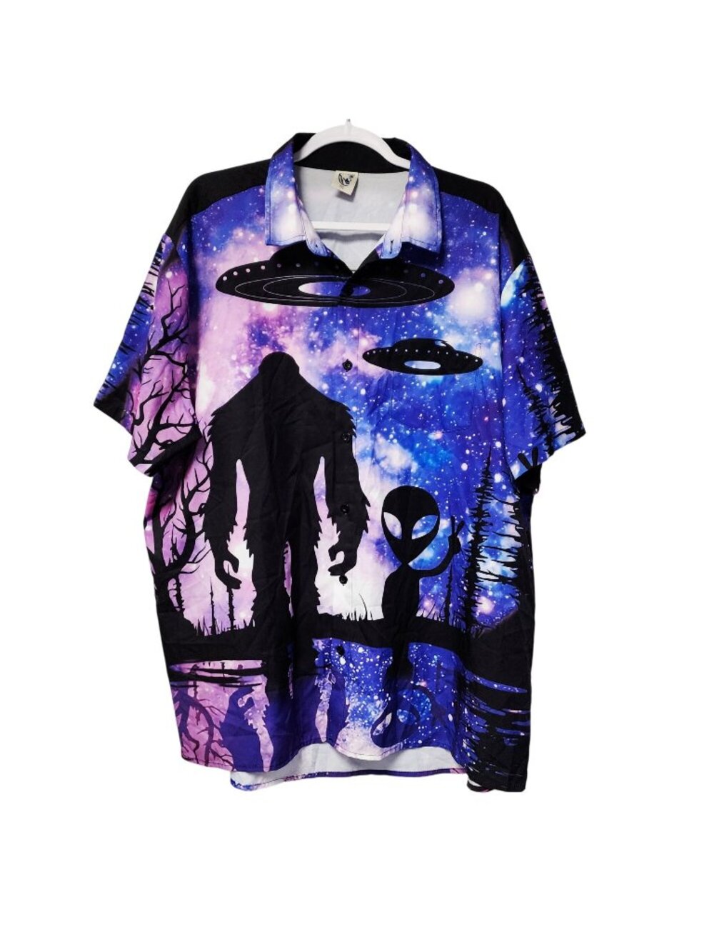 Hardaddy Mens XXL Alien & Bigfoot Button-Up Shirt Galaxy Print Short Sleeve